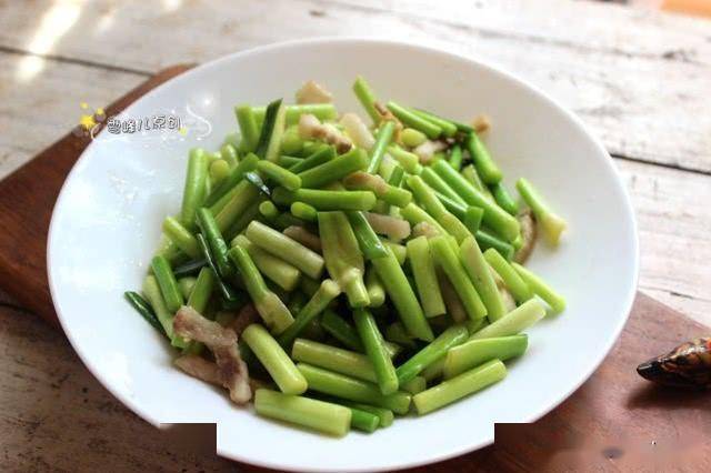 怎么做绿蒜 da454878ec9a4765a2358a0034f1510e.jpeg