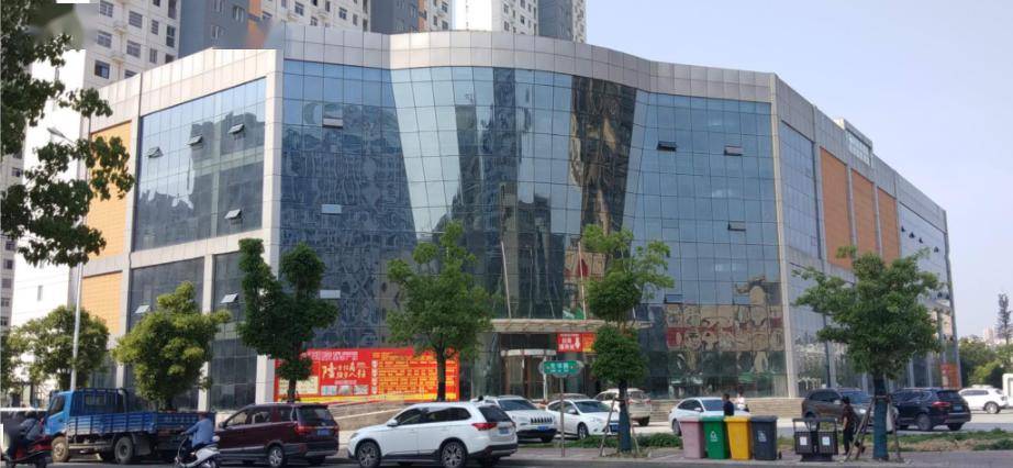 紧邻阜阳市十九中,四中等学校 有稳定的年轻客户群体 是集住宅,商业