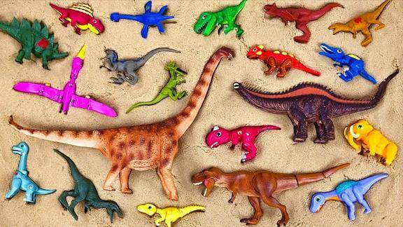 侏罗纪世界的各种恐龙玩具展示