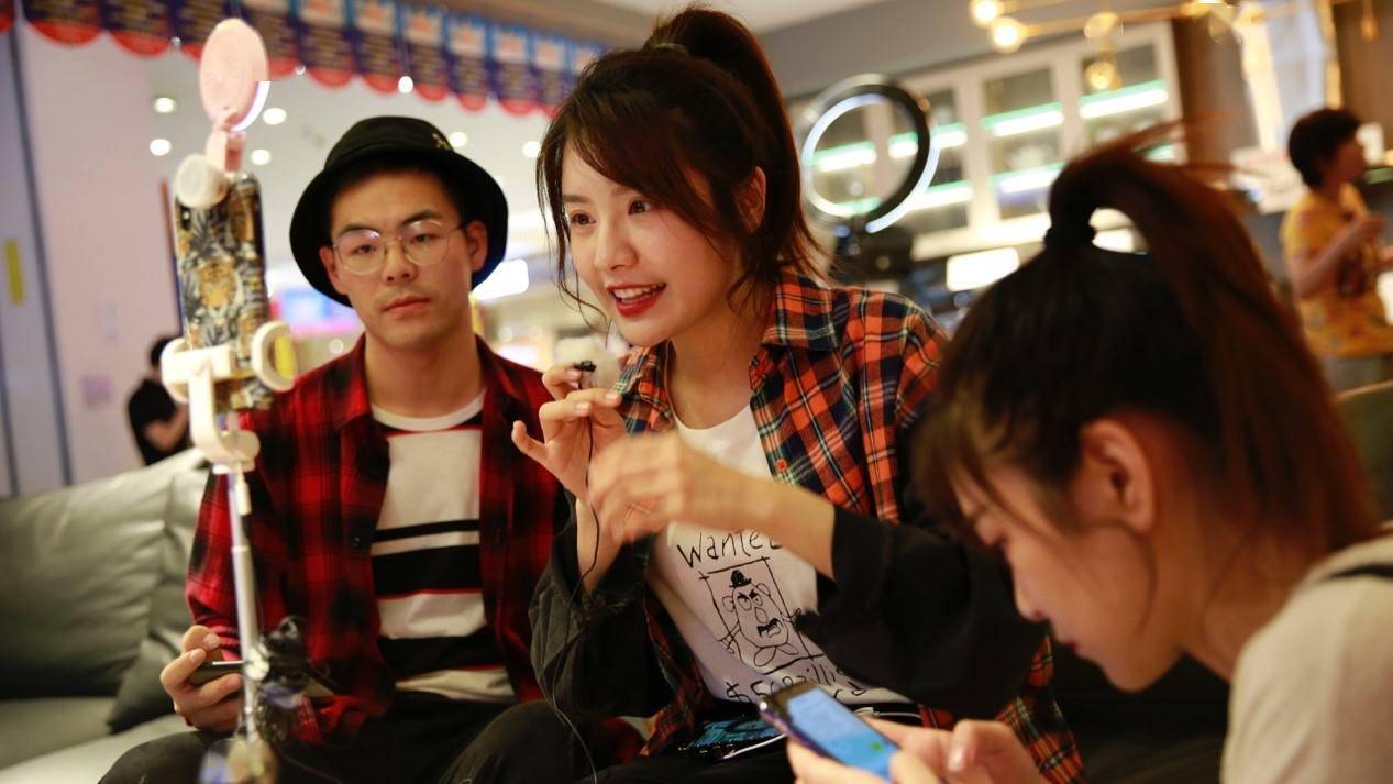 直播带货刷单凶猛：120元买1万个机器粉 先刷单再