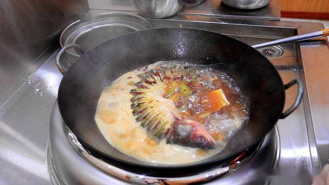 不用葱姜蒜料酒怎么除肉腥味 8e1b917e53b94dd9ba7a60b3e41b7eb3.jpeg