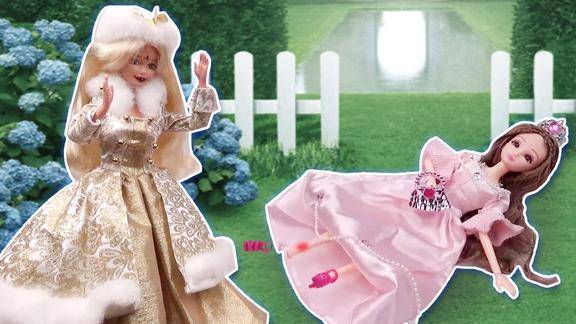 芭比公主真可怜,不仅穿高跟鞋扭伤了脚,还被怀疑是假公主