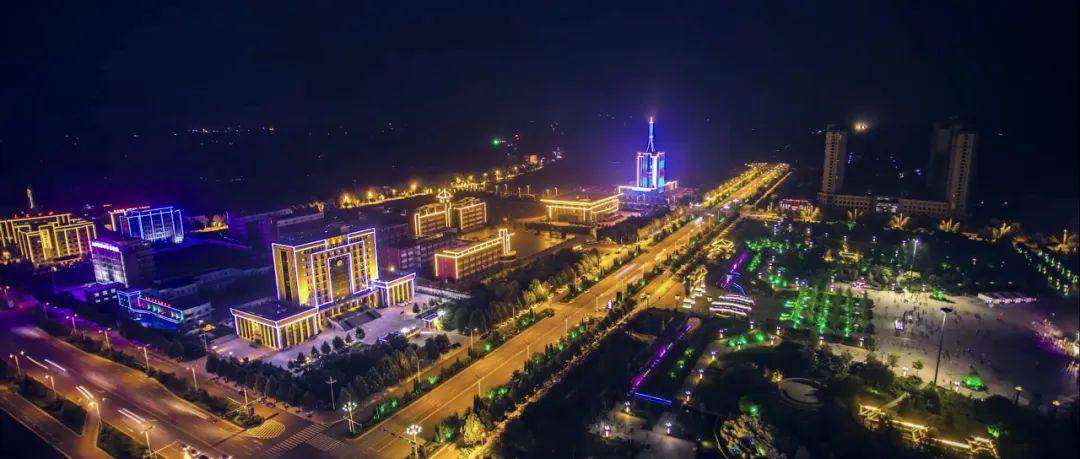 溢于什么成语_日什么月什么成语(3)