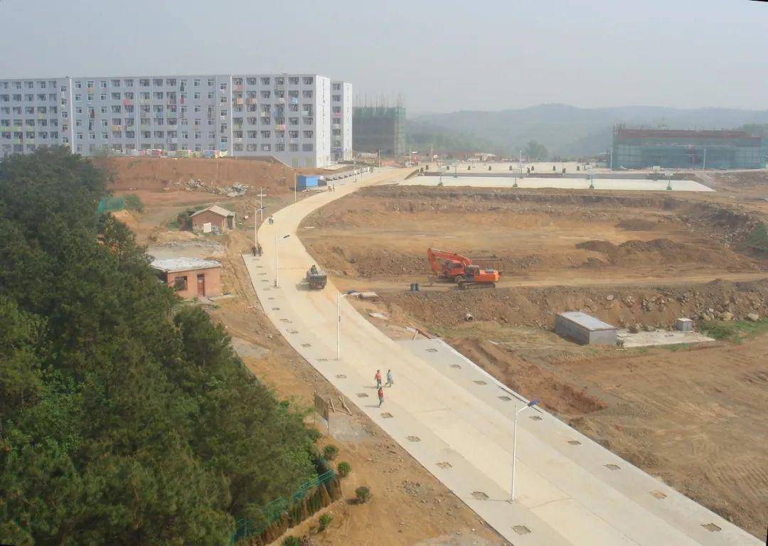 信阳2018经济总量_信阳毛尖图片(3)