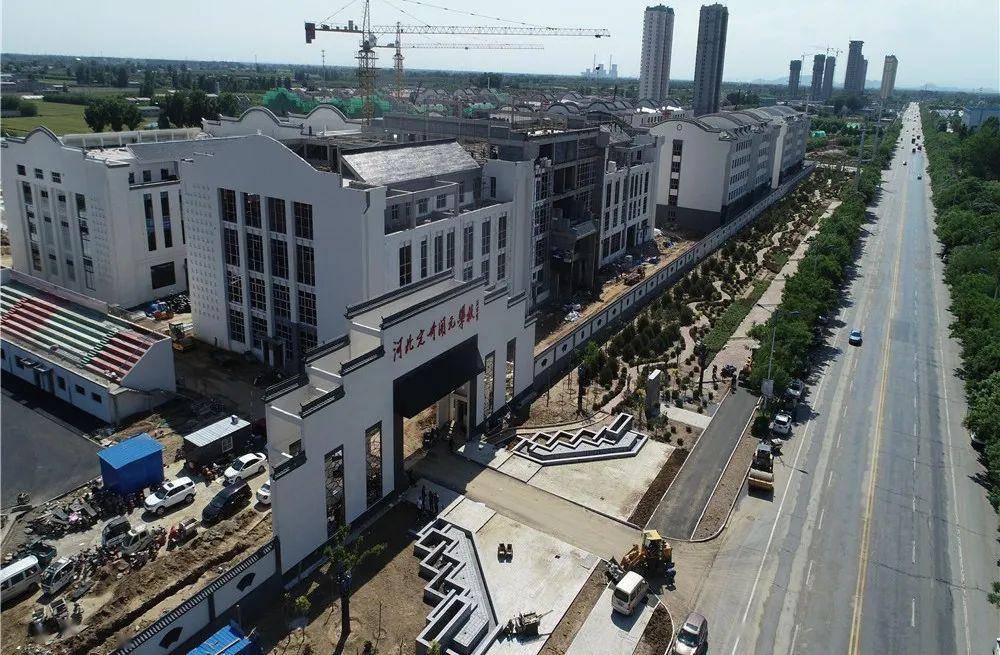 胜利路街道经济总量_街道图片夜景