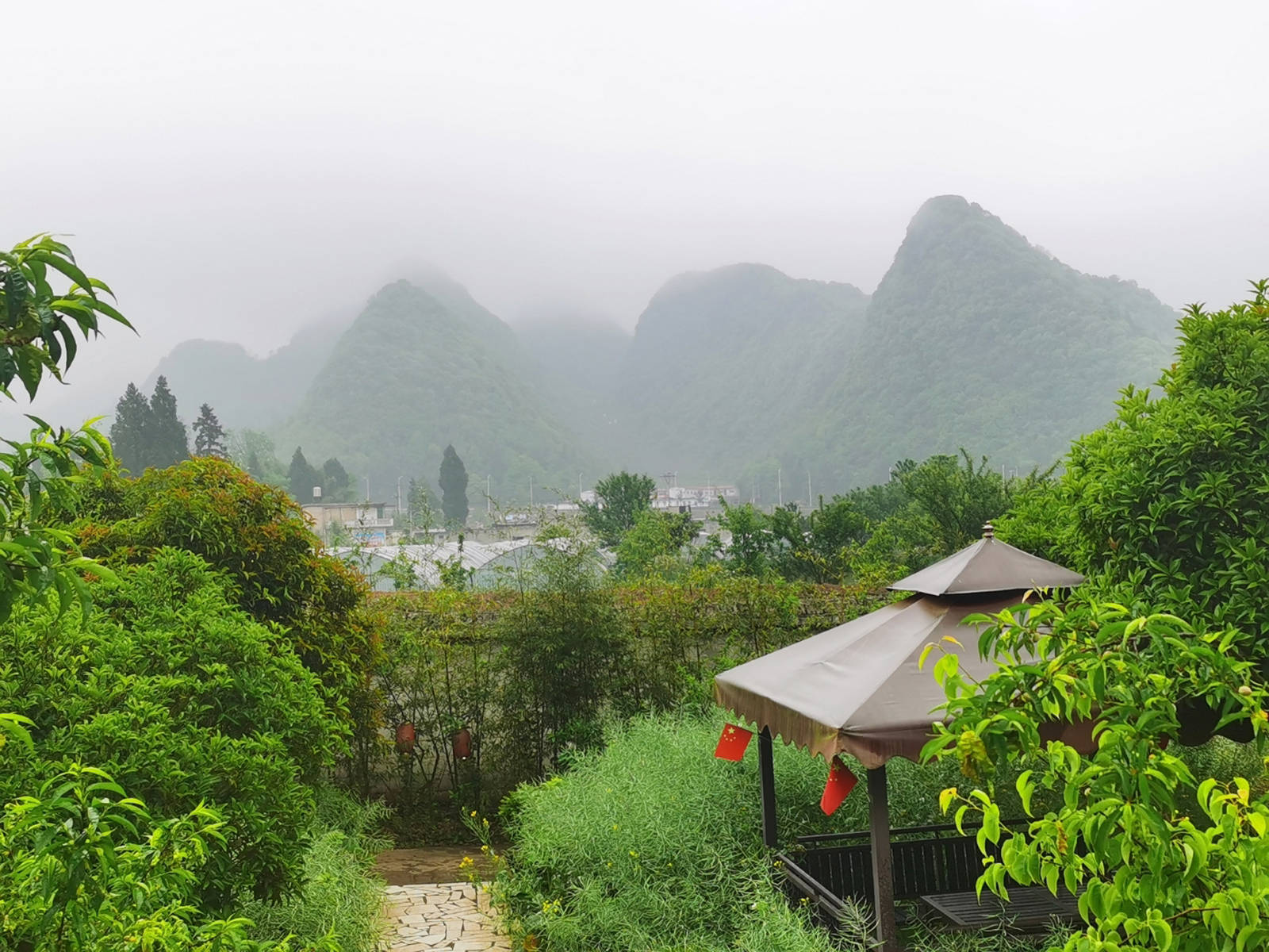 盘县gdp_盘县老厂镇狗跳岩