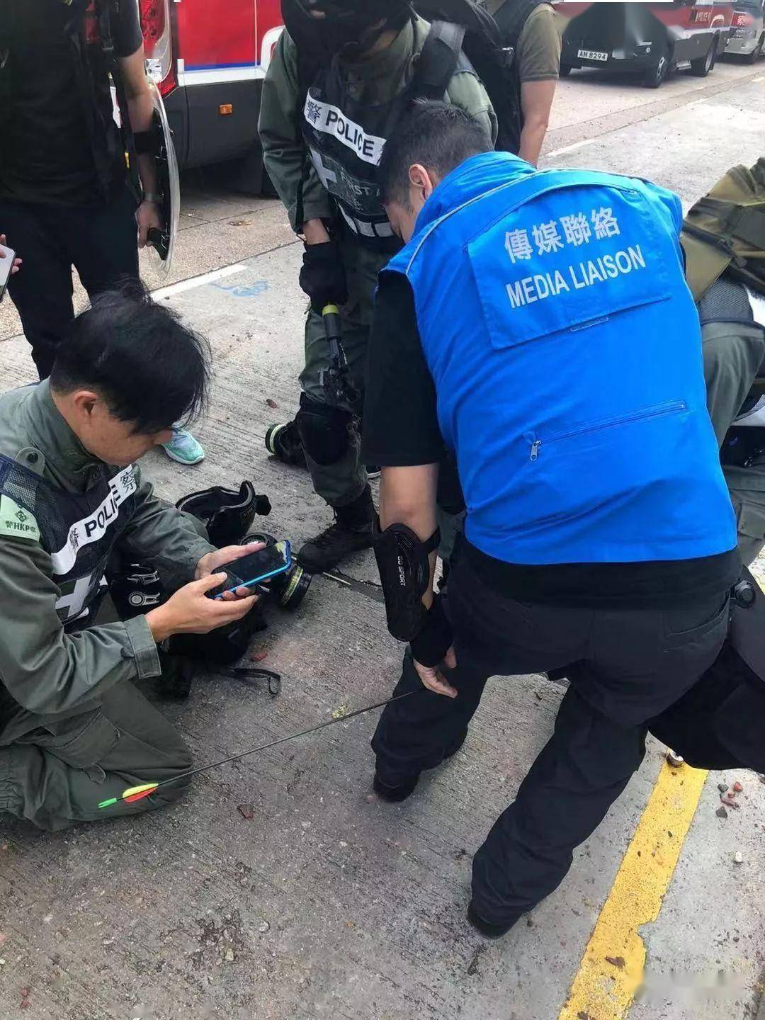 香港暴徒积极向美国示威者"输出革命",获爆炸性转发!