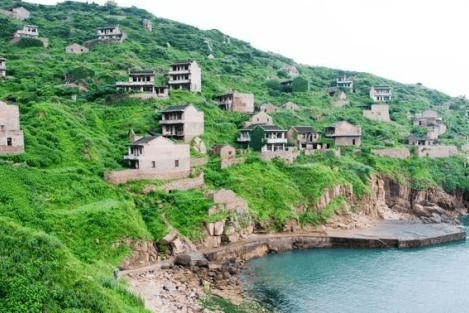 中国最“孤单”村庄，曾是国内数得上的富裕村，却因这无奈成空城