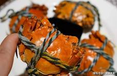 蒸螃蟹时，不要直接下锅蒸，牢记三个诀窍，螃蟹鲜味十足