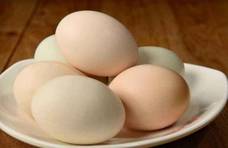 鸡蛋不煮熟，会杀死细菌吗？溏心蛋可以吃吗？