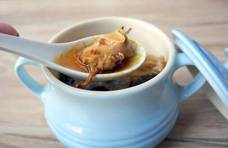滋阴、增强抵抗力！虫草花螺头炖鸡汤，是绝佳的汤品