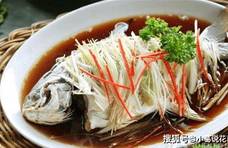 粤菜大厨：清蒸鱼，多加1步！鱼肉更好美味，没有腥味。
