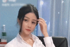 搞笑gif趣图:可愁死教练了,怎么就摊上了一个这么顺拐的同学?