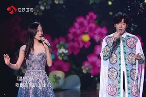 谭松韵现身机场却黑粉说腿粗,网友:这才是少女腿