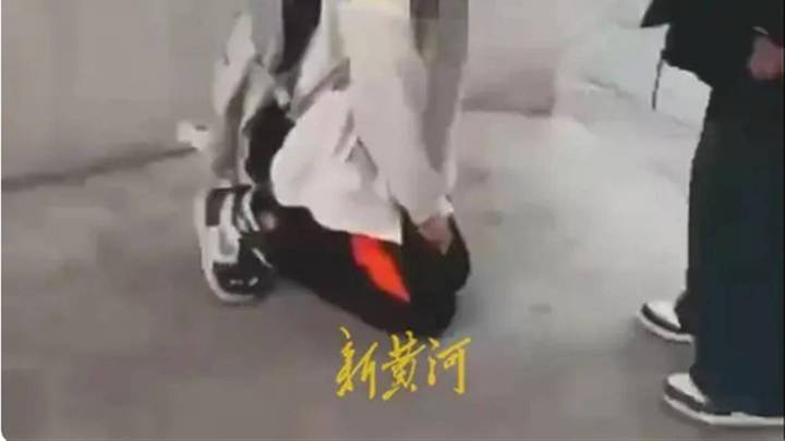 13岁少女三天两遭校园霸凌抑郁,你觉得学校有责任吗?