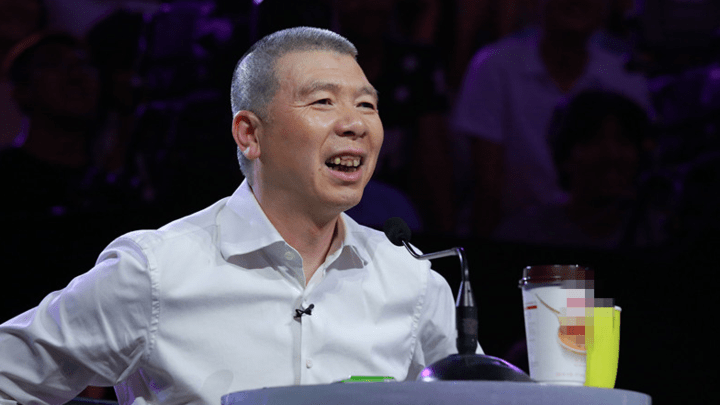 冯小刚被传病情恶化放弃治疗,你相信吗?
