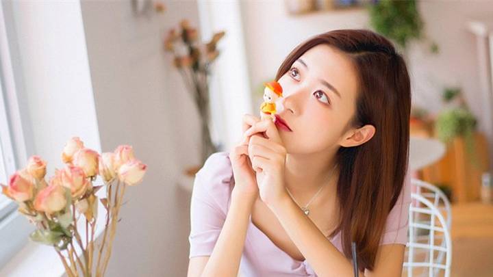 47岁大龄剩女哭诉只要有人愿意娶我,我再也不挑了,你怎么看?