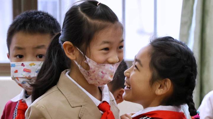 开学,你会感受到被叫神兽的ta们回到自己世界时的激动吗?