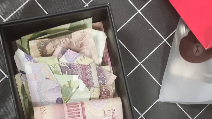贫困生攒4000元现金丢失,7个月后找到了,你怎么看?