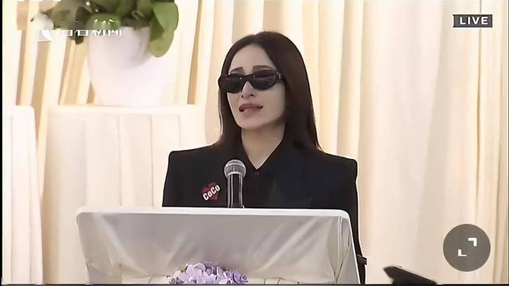 甄妮在李玟追悼会现场发表悼词,你希望下辈子两人还是知己吗?