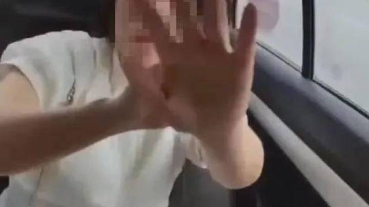 西安一女子长期坐出租车不给钱,是因为司机没本事吗?