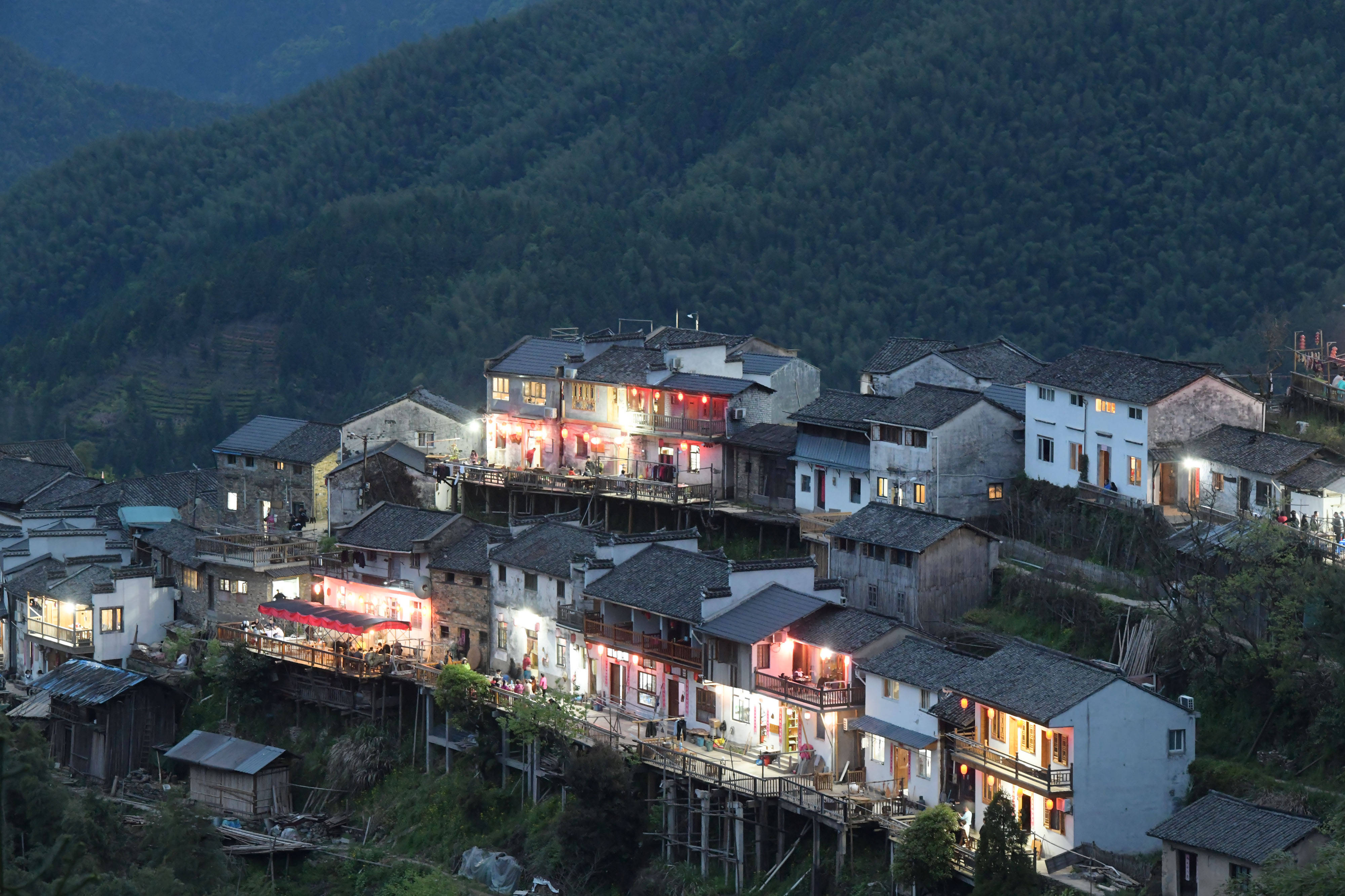 安徽休宁游传统村落木梨硔远眺木梨硔夕阳美景