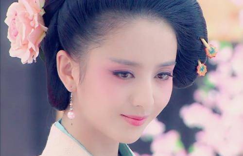 古装剧和现代剧妆容一样的女明星们,你们能走点心吗?