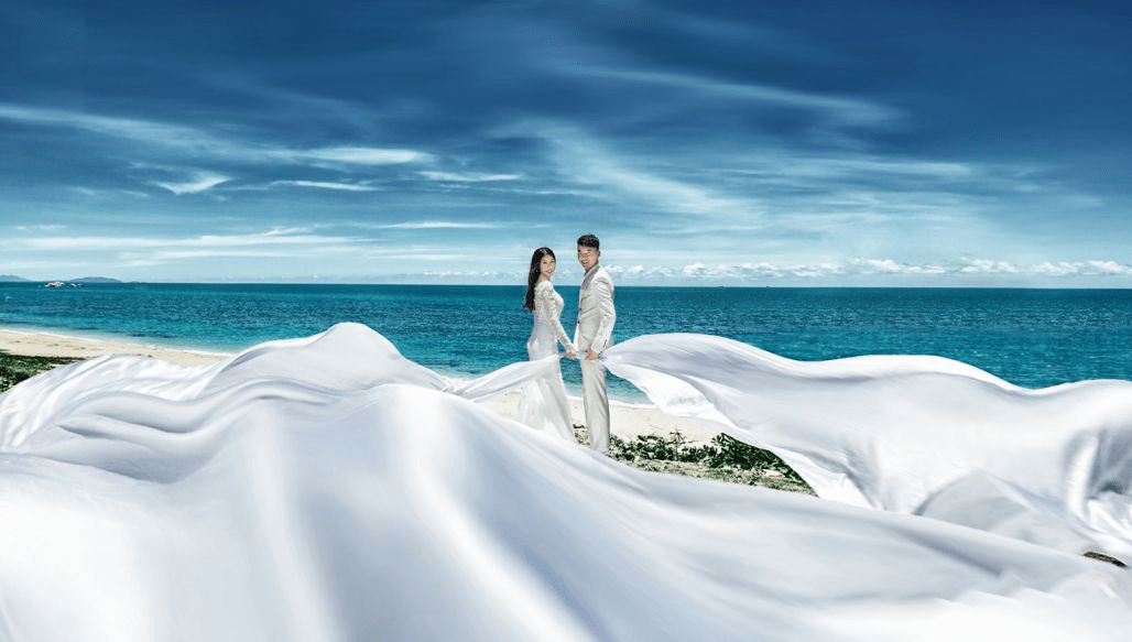 新娘百分百婚纱摄影推荐的2021年最流行的海景婚纱照风格【收藏】