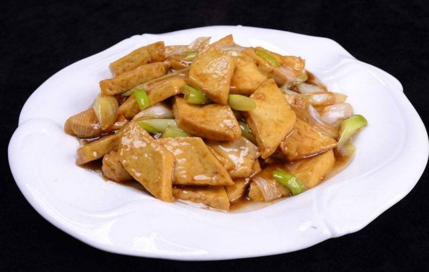 3,大葱炒豆腐