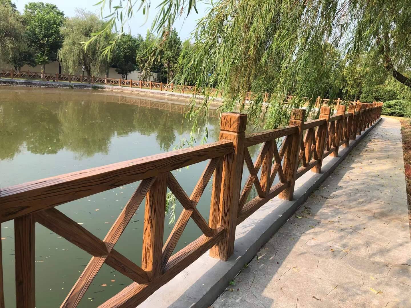 广东河源新农村建设水泥仿木栏杆批发