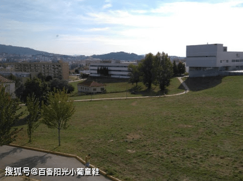 米尼奥大学文学院