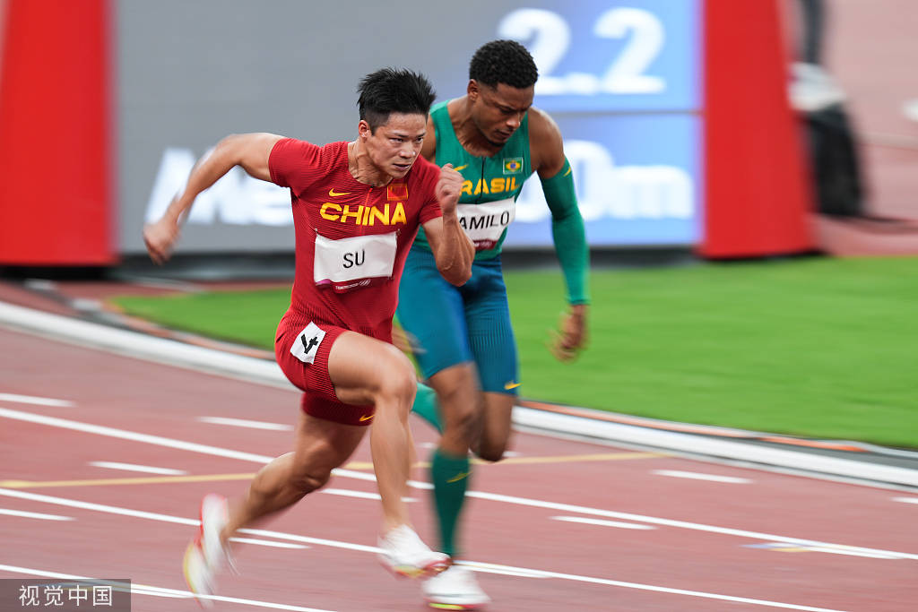 高清:苏炳添破亚洲纪录进百米决赛 场边霸气庆祝