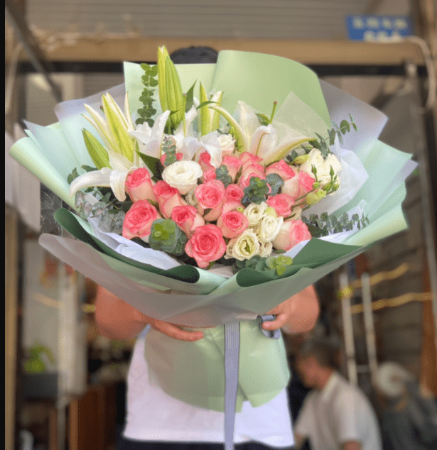 爱花居加盟店熬夜奋战,为百万客户送去七夕浪漫!_鲜花