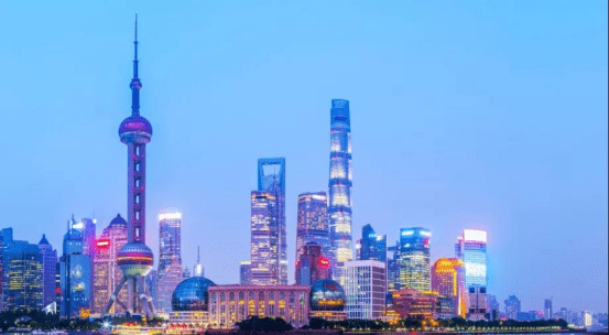 根据《意见》提出的目标,到2025年,上海全面推进城市数字化转型取得
