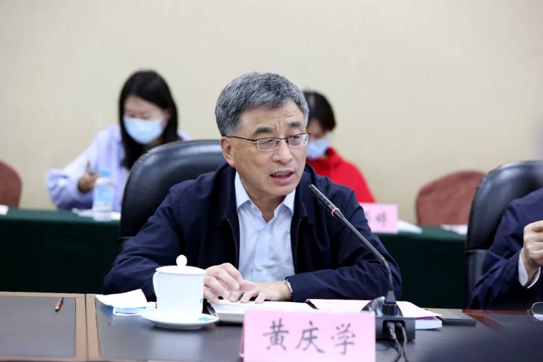 吴志强,中国工程院院士,中国工程科技发展战略山西研究院院长黄庆学