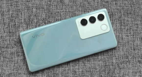 轻薄具有设计感的vivo vivo S16会成为你换机的选择 