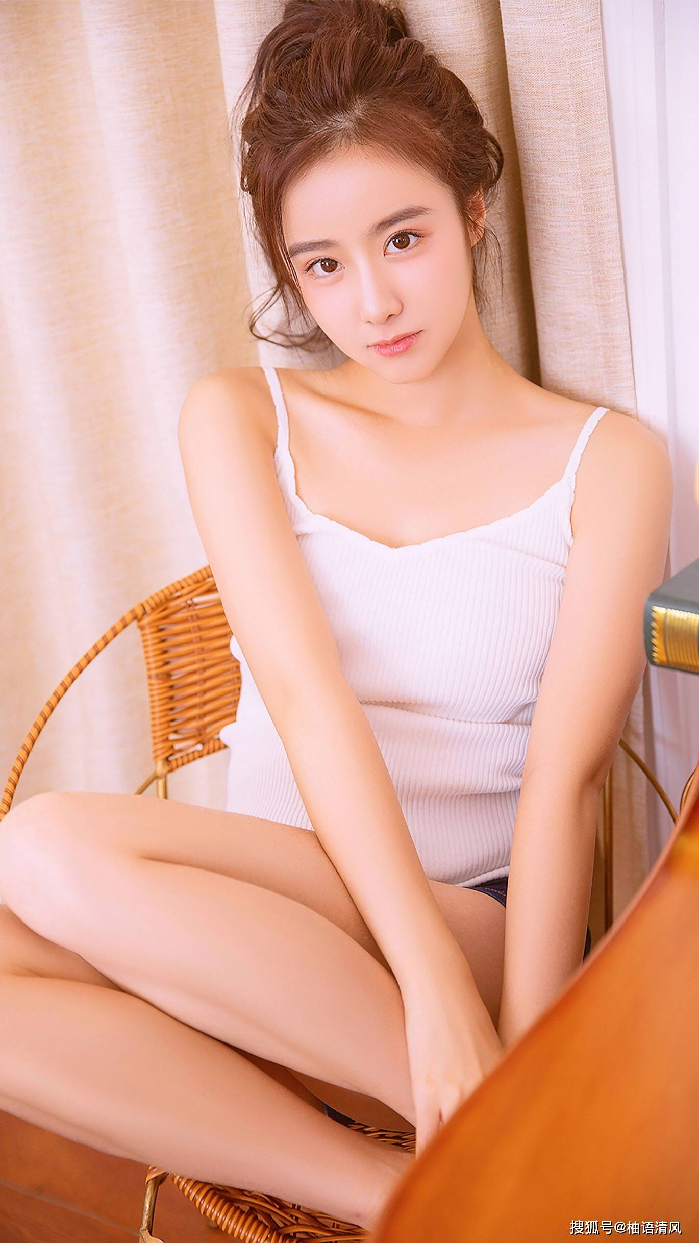 分享一波美女壁纸