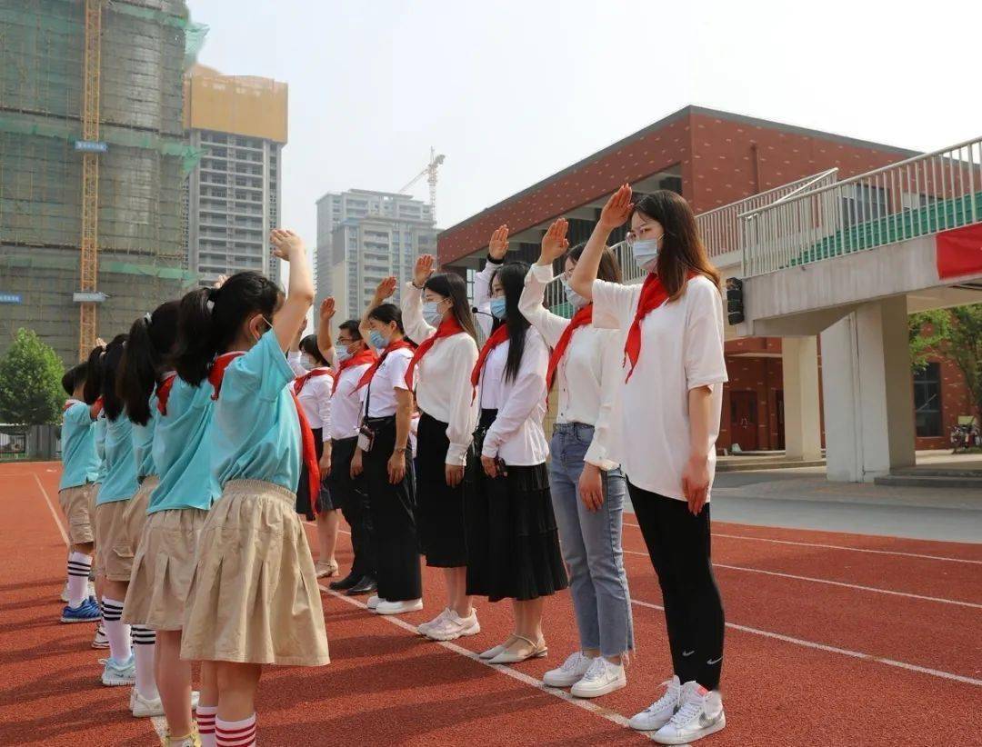 铁富镇经济总量_五经富镇经济怎么样