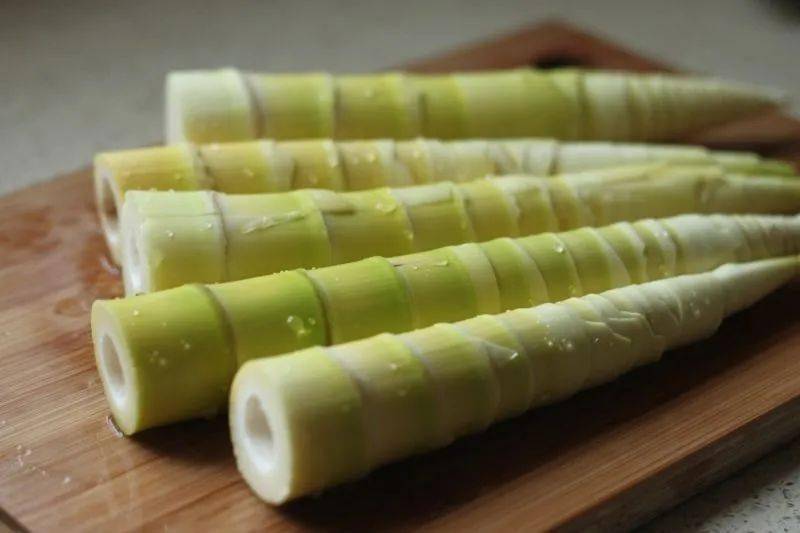 爱吃竹笋的一定要收藏了分享几种竹笋的特色吃法好吃又过瘾