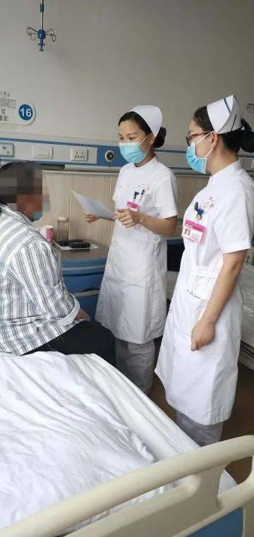 界首市人民医院优秀护士长吕香丽