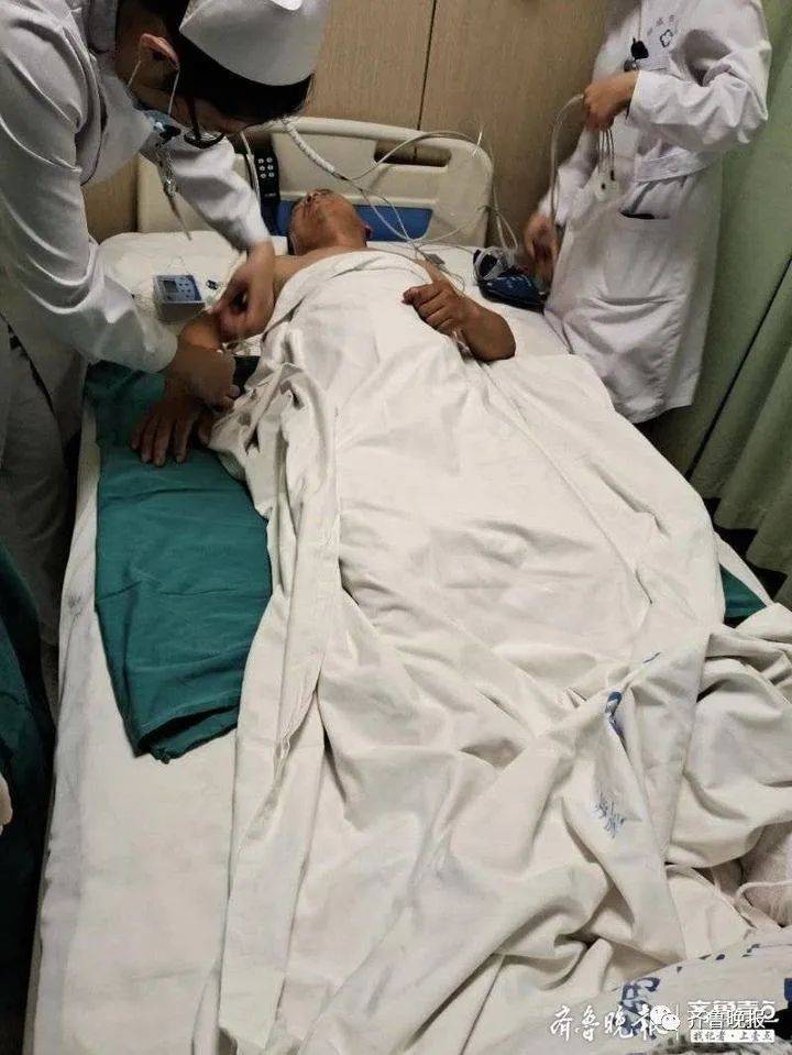 孩子|山东一水电维修员16楼跳至15楼窗外救起3岁娃，脚部骨折