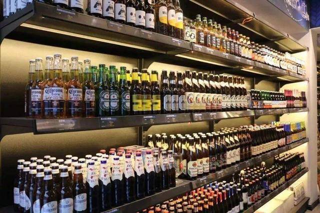 可是如今超市的啤酒琳琅满目,种类繁多,国产的进口的,不同价位的都有
