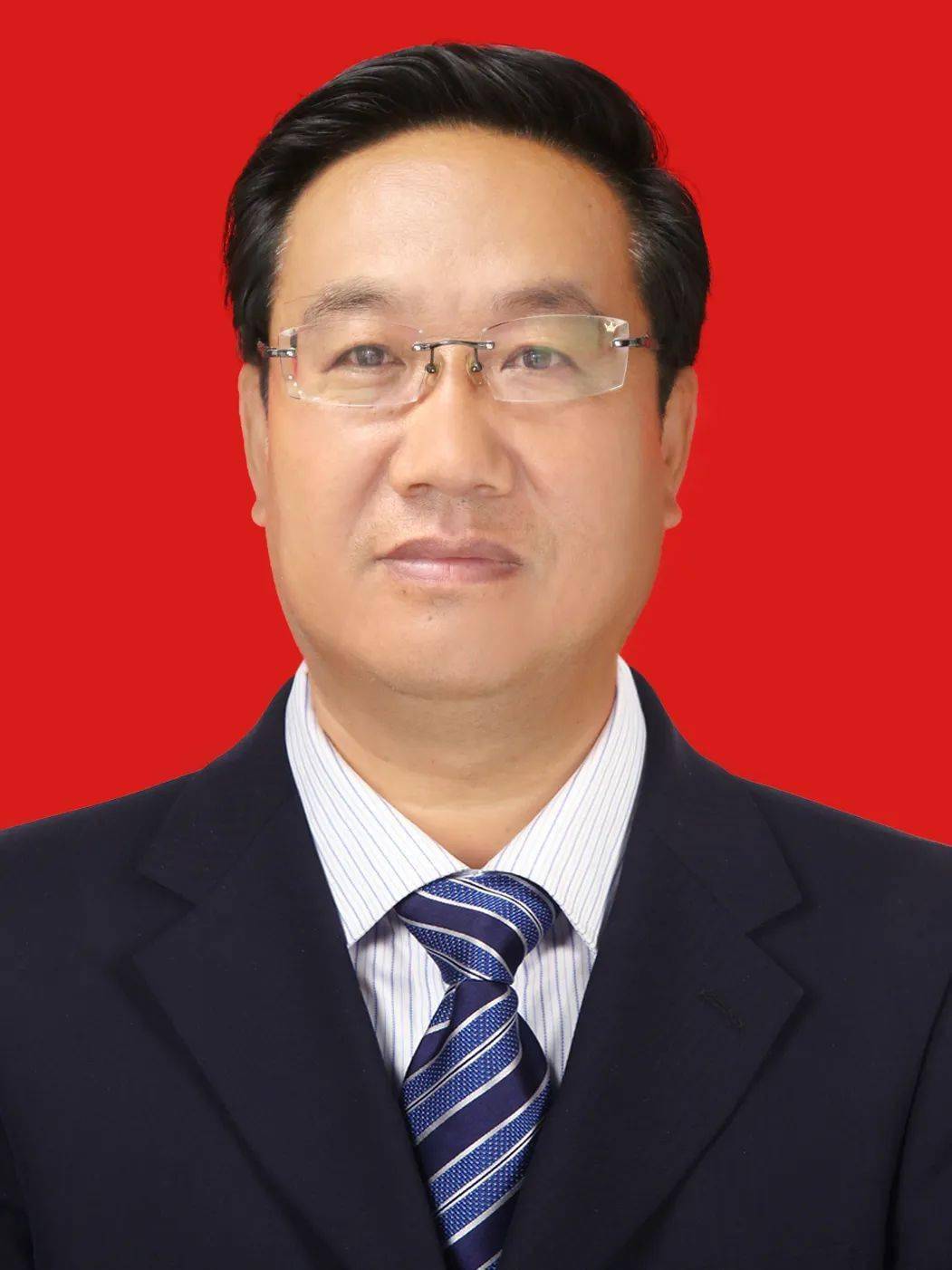 陈智君,男,汉族,1968年12月出生,中共党员,宁夏农林科学院固原分院
