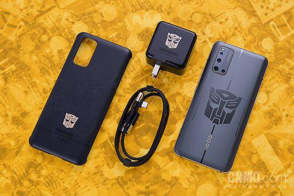 iQOO 3 5G变形金刚版手机 就是你的618最佳战利品