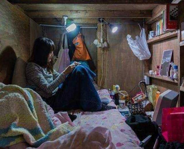 香港的廉价租房:棺材房笼屋已经很舒服,更差的还有"它