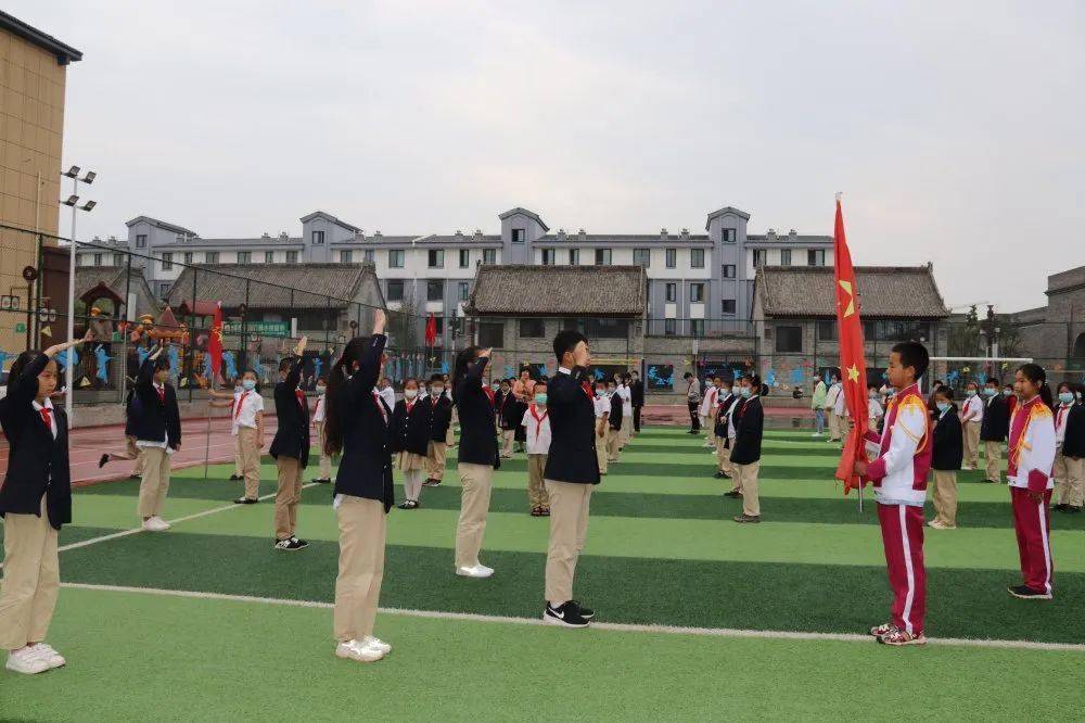 【创新校区】北塘实验小学创新校区举行国旗班交接仪式