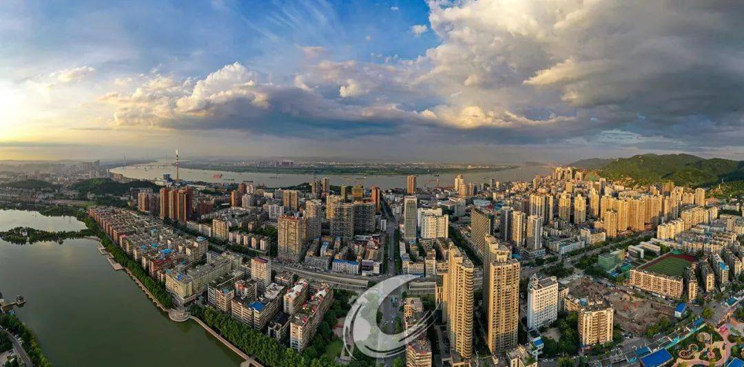 湖北省让人口_湖北省历年人口统计图(2)
