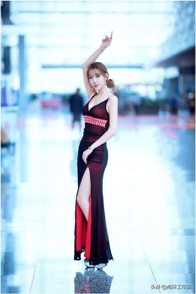 白皙高挑 甜美高叉红裙女神 时尚迷人