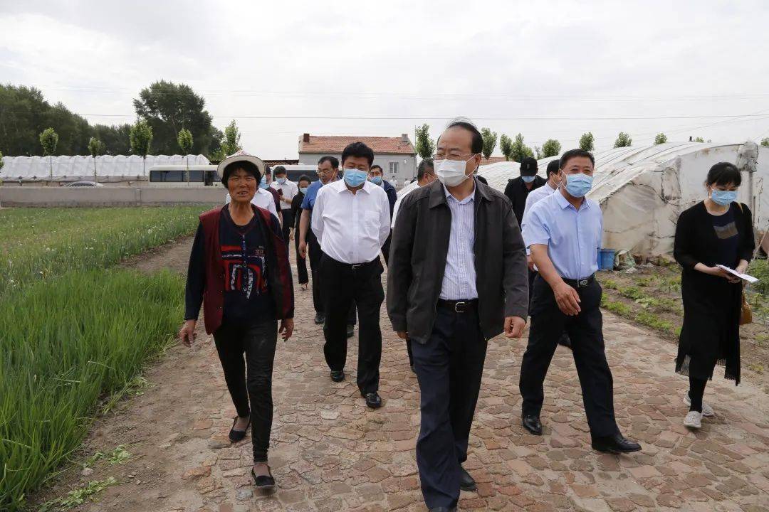 "在洮南洮府街道桥南村贫困户曾