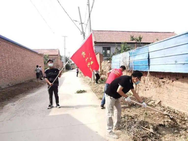 贫困人口住危房专项整治行动_专项整治三年行动展板(2)